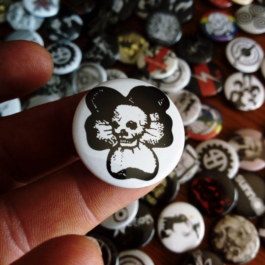 Pin Current 93